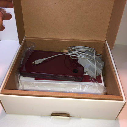 Nintendo Dsi XL "Wine Red"