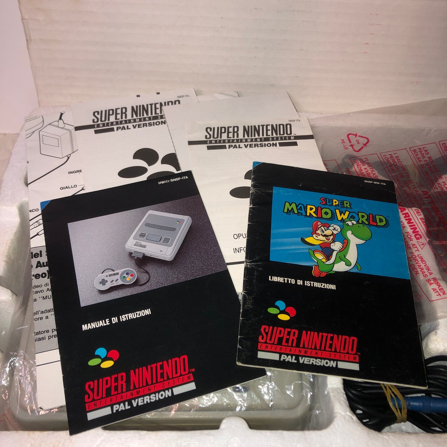 Super Nintendo GIG Bundle Super Mario World