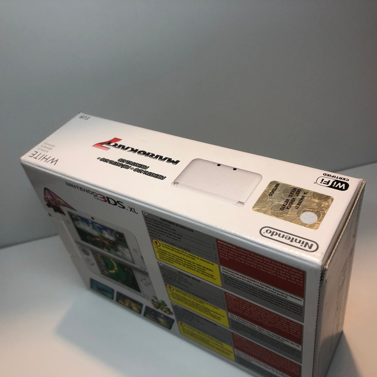 Nintendo 3DS XL Bundle Mario Kart 7