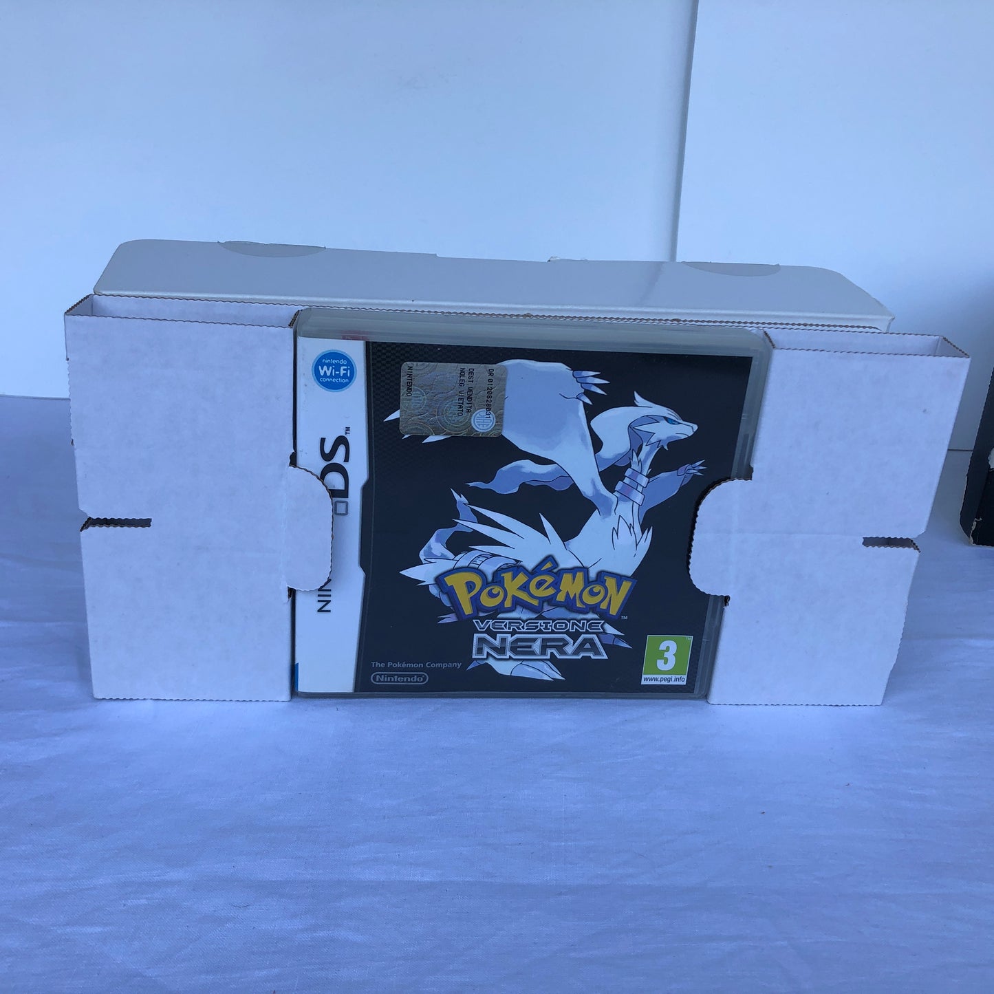 Nintendo DSi Limited Edition Pokémon Black Version