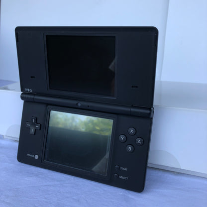 Nintendo DSi Limited Edition Pokémon Black Version