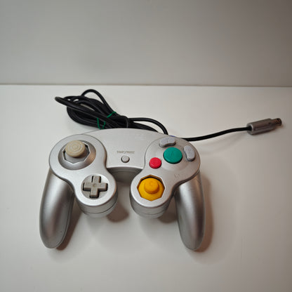 Nintendo Gamecube Silver + Game Boy Player