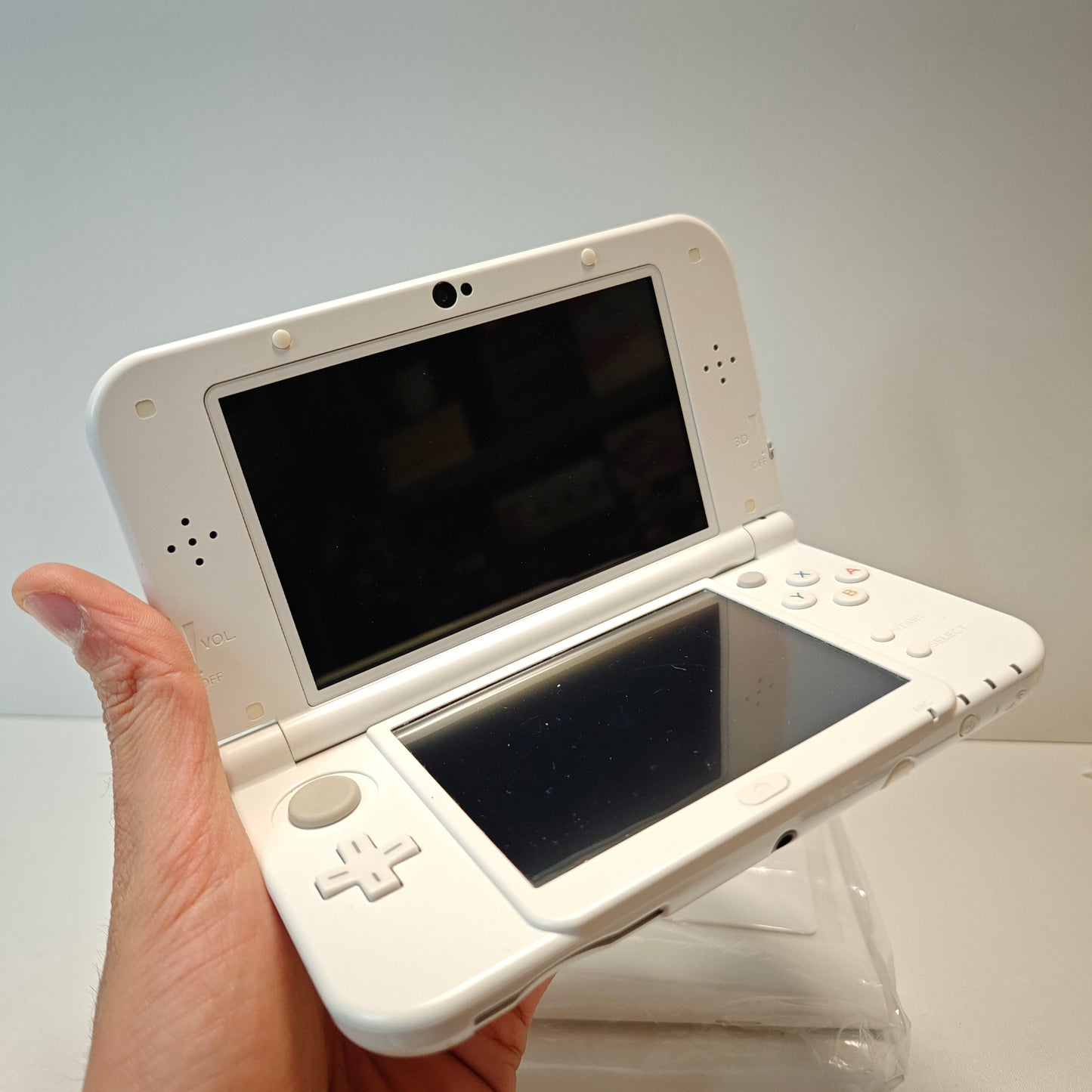 New Nintendo 3DS XL Pearl White