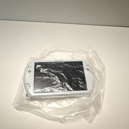 PlayStation Portable PSP Go White