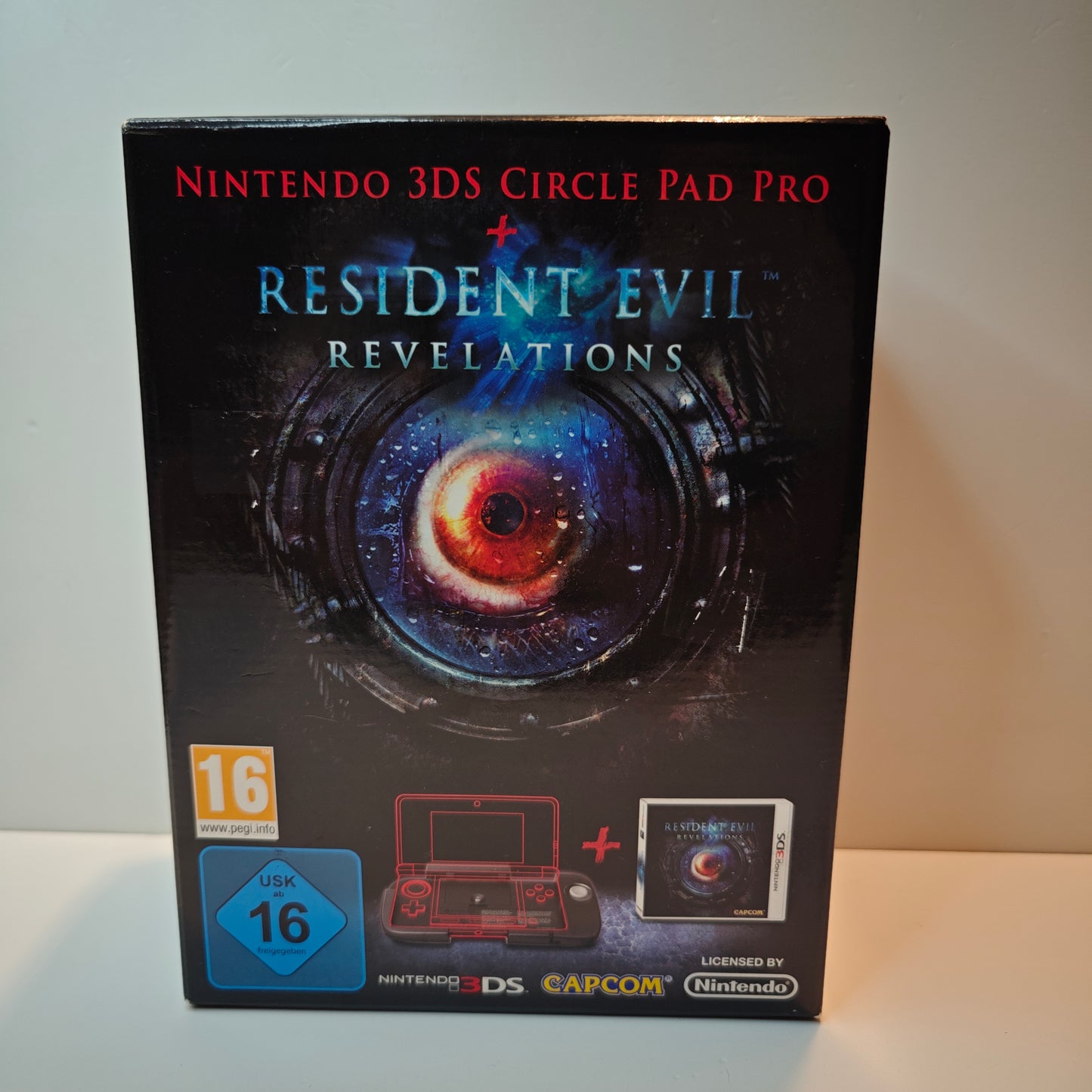 Resident Evil Revelations Bundle Circle Pad Pro (NEW)